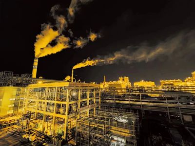 恒力石化 30万吨/年新材料装置投料开车，强化化工原料布局