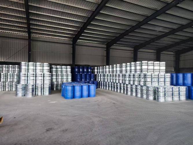 三乙胺直销厂家应用观察:化工原料采购中的选型关注点